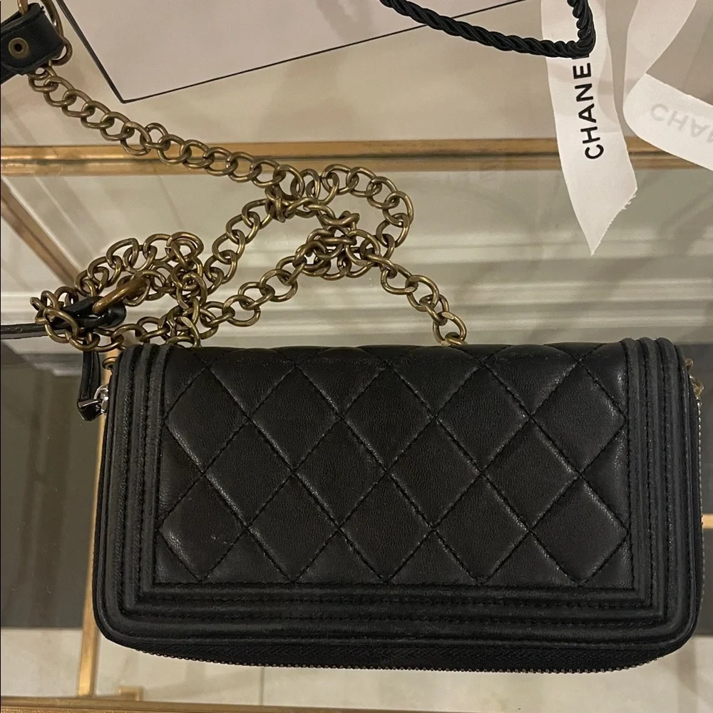 CHANEL Black Boy Zip Around Quilted Leather Wallet - Picture 3 of 15